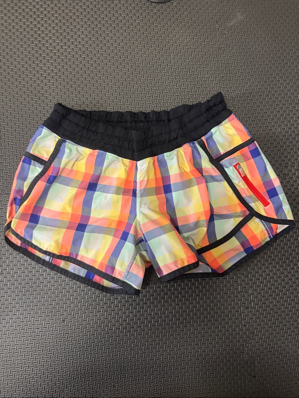 Lululemon Tracker Low Rise Size 6